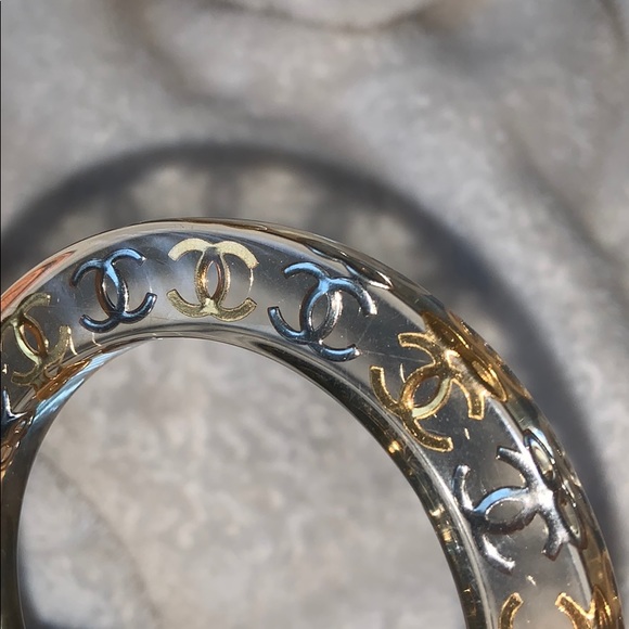 VINTAGE CHANEL BANGLE - Picture 7 of 7
